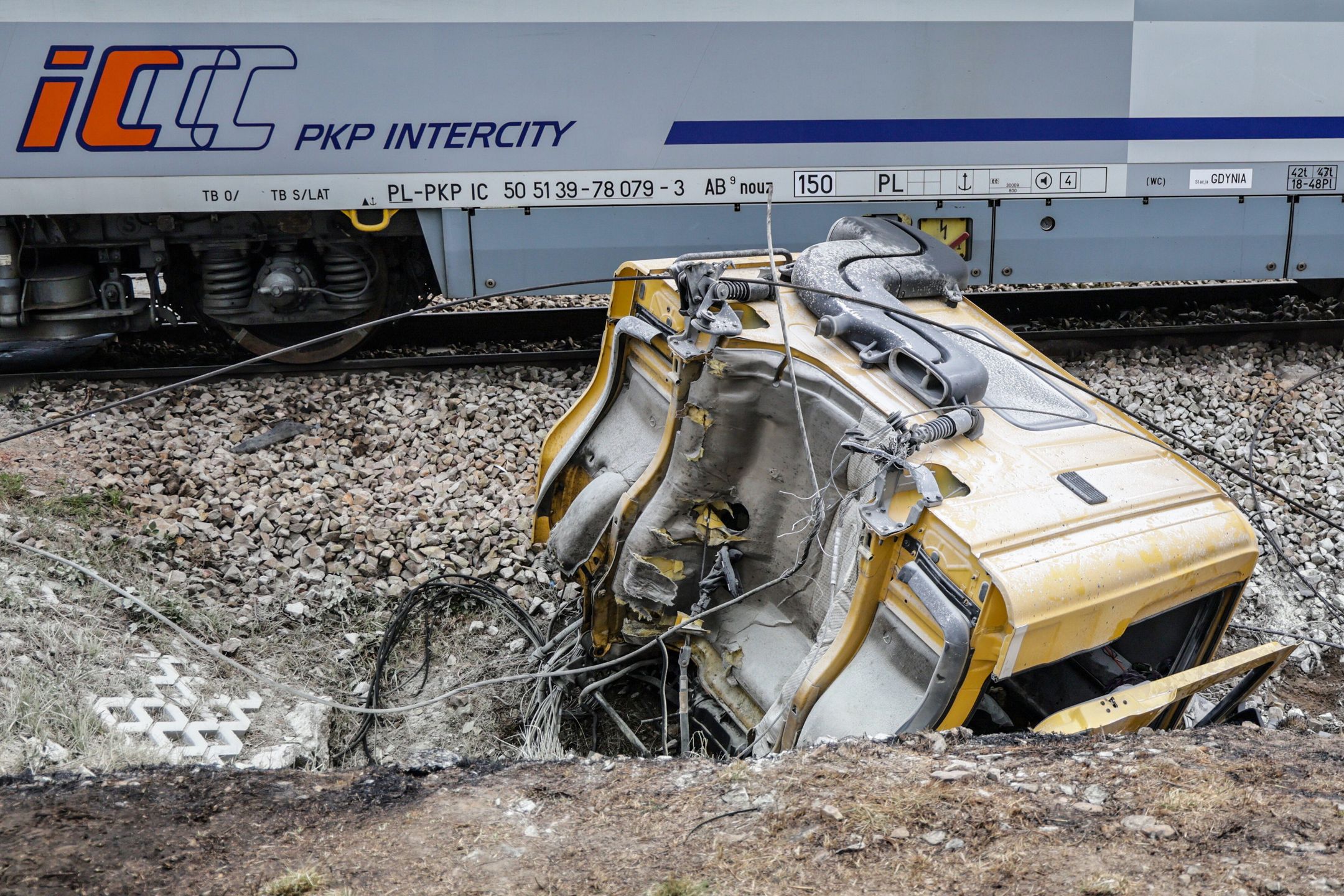 Sokolniki Suche (pow. przysuski, gm. Wieniawa), 09.09.2026. Miejsce wykolejenia pociągu PKP Intercity relacji Lublin-Szczecin w miejscowości Sokolniki Suche.
