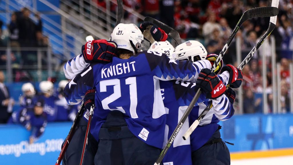 Getty Images / Jamie Squire / Na zdjęciu: Amerykanki cieszą się po zdobyciu bramki