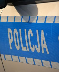 Zarzut dla policjanta. Miał 1,8 promila, uderzył autem w zabytkową latarnię