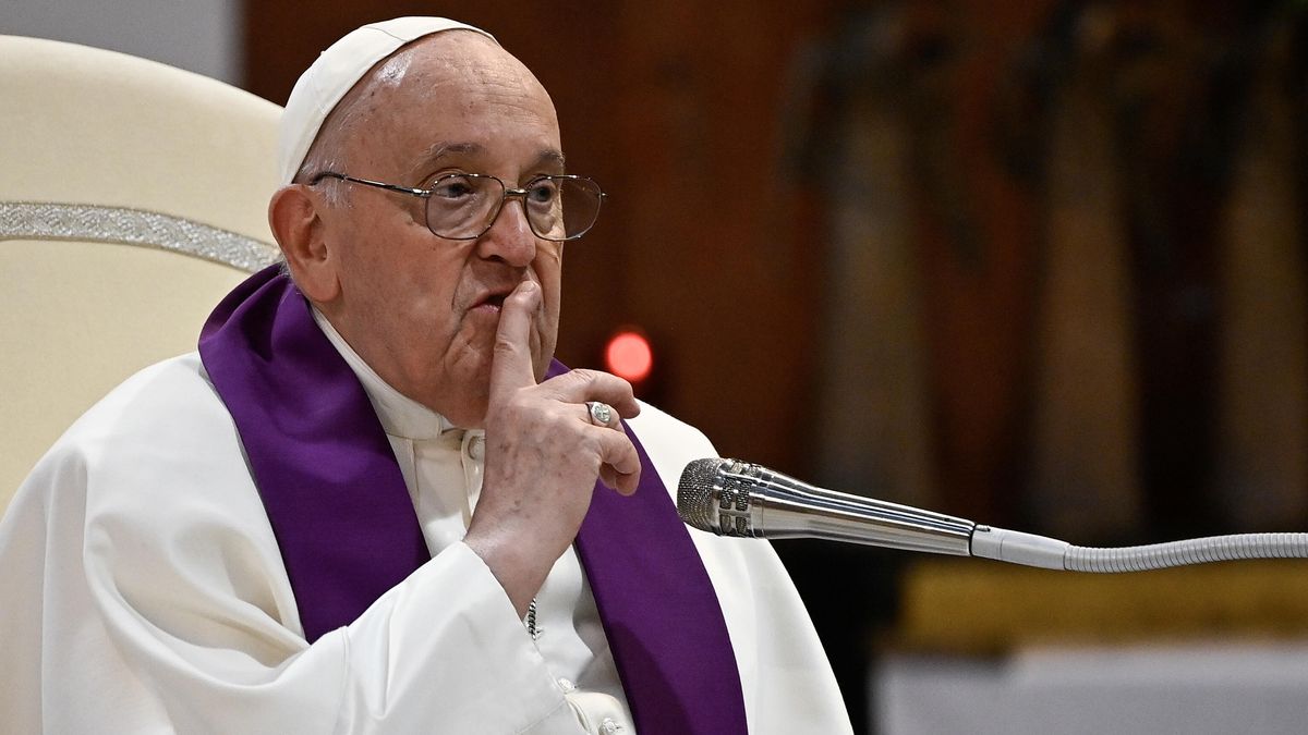 Pope Francis speaks during the celebration of the 24 Hours for the Lord, a Lenten initiative of prayer and reconciliation, in the parish of San Pio V in Rome, Italy, 08 March 2024. EPA/RICCARDO ANTIMIANI Dostawca: PAP/EPA.