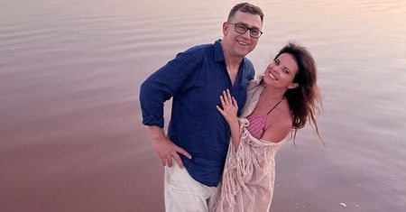 Koziejowska i Orłoś w romantycznej scenerii. Miłość kwitnie