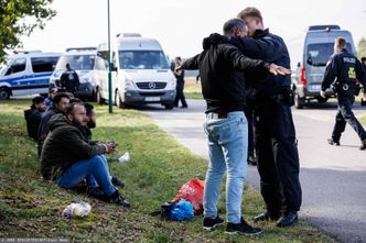 "FAZ": Niemiecki system odsyłania migrantów do Polski nie działa