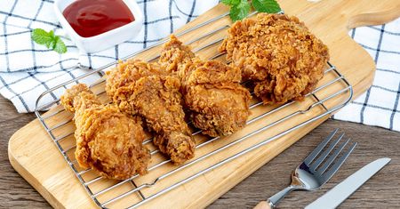 Domowy kurczak jak z KFC – ten przepis podbija internet