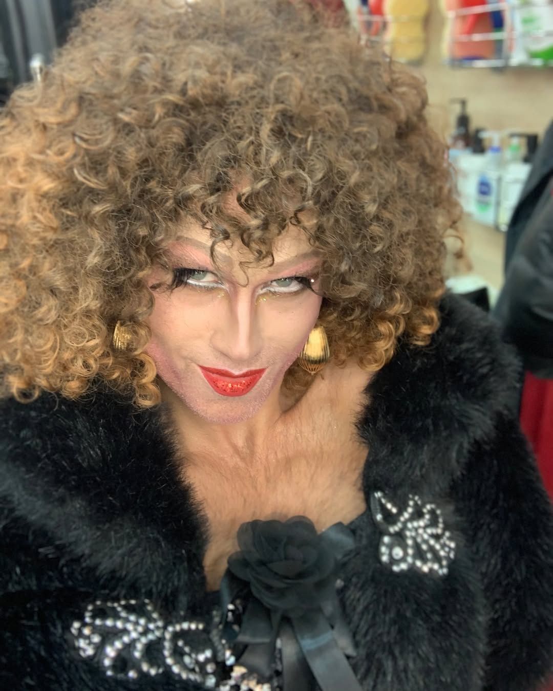 Maciej Zakościelny przeobraził się w drag queen