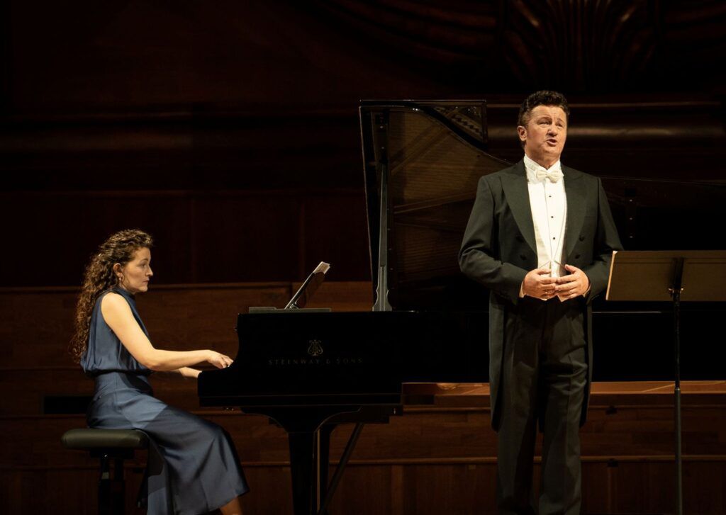Sarah Tysman i Piotr Beczała w Filharmonii Narodowej © Piotr Łabanow / Filharmonia Narodowa