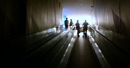 Outletów będzie w Polsce przybywać. A w nich marki premium, kina i restauracje