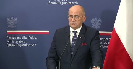 Doniesienia o “pociągu nuklearnym” zmierzającym w stronę Ukrainy. “Nie należy lekceważyć rosyjskich gróźb”