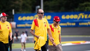 Ferrari nie pozwoli Kubicy zdobyć tytułu? "Kolejny samochód na torze"