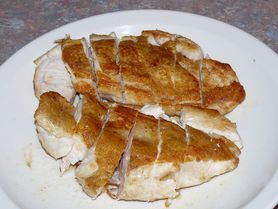 Smażona pierś z kurczaka bez skóry i panierki (KFC)