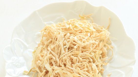 Suszona rzodkiew japońska