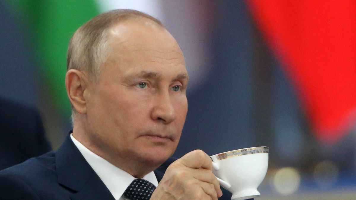 ASTANA KAZAKHSTAN - OCTOBER 13: (RUSSIA OUT) Russian President Vladimir Putin holds a cup of tea during the 6th CICA Summit, on October 13, 2022 in Astana, Kazakhstan. Russian President Putin has arrived to the Sixth Summit of the Conference in Interaction and Confidence Building Measures In Asia (CICA). (Photo by Contributor/Getty Images)