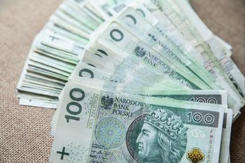 Pieniądze dla kolejnych artystów. Nawet 75 tys. zł. Projekt w Sejmie