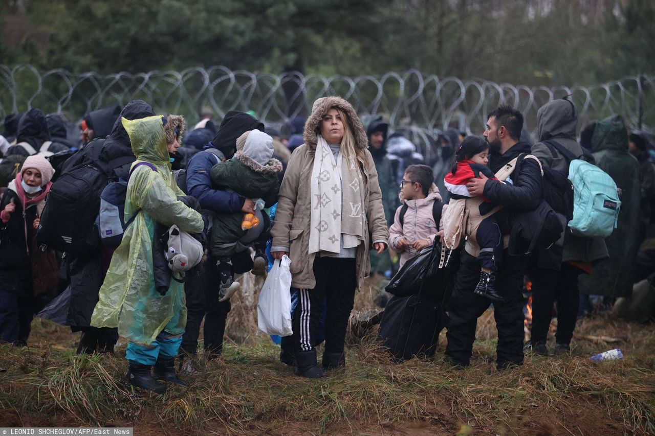 Szykuje się kolejna eskalacja na granicy? "Migrantom zapowiada się, że przyjadą po nich autobusy z Niemiec"