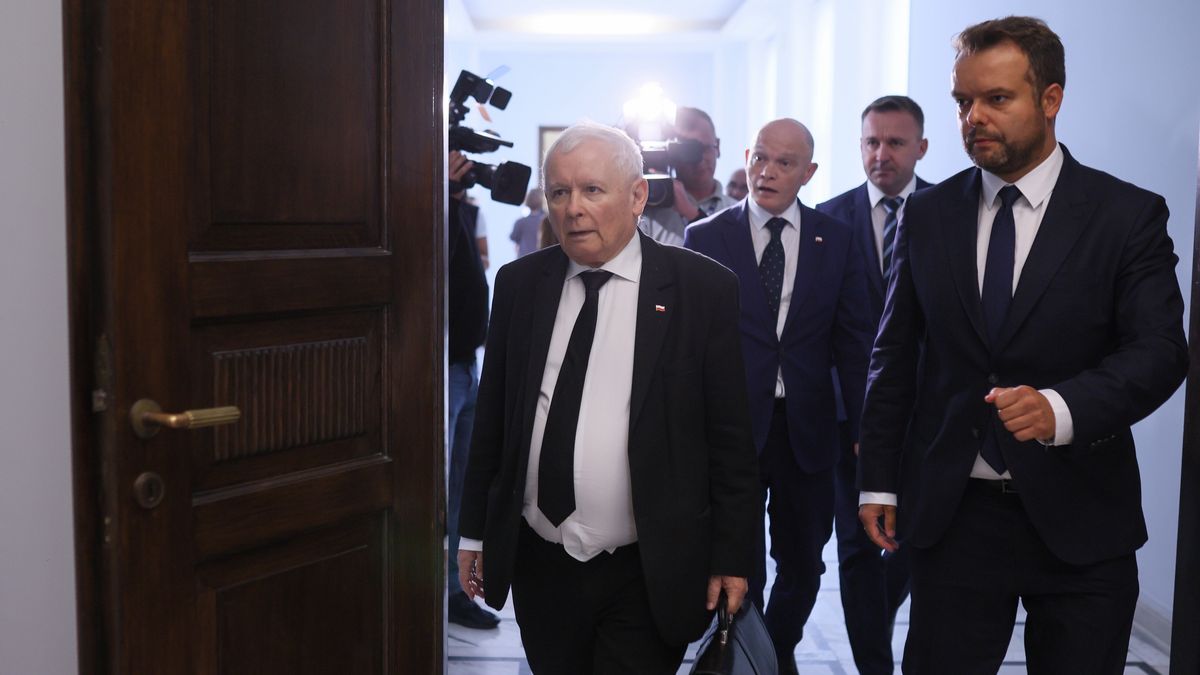 Jarosław Kaczyński, Rafał Bochenek