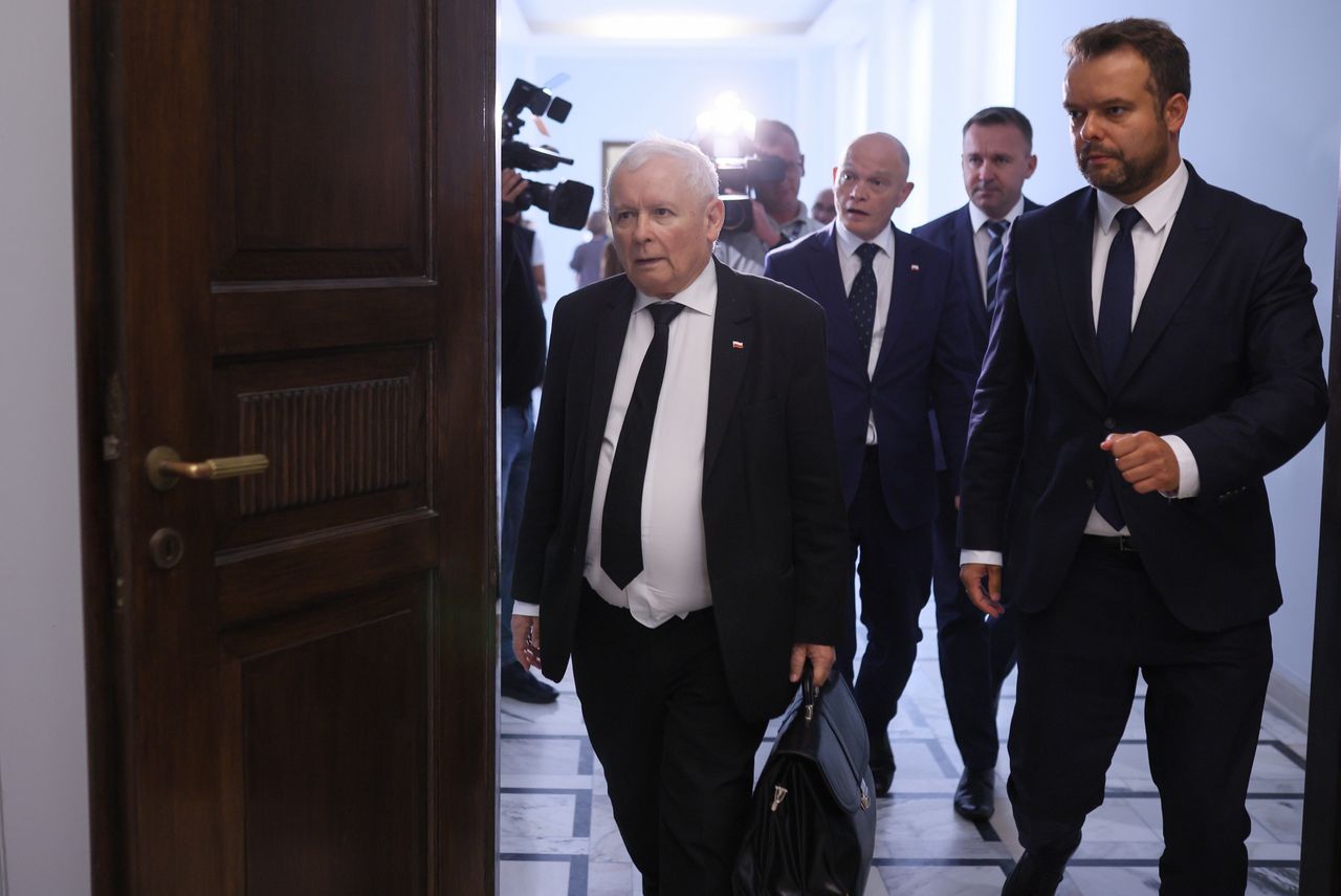 Trzęsienie ziemi w PiS na Dolnym Śląsku. "Wykluczeni radni zawieszeni"