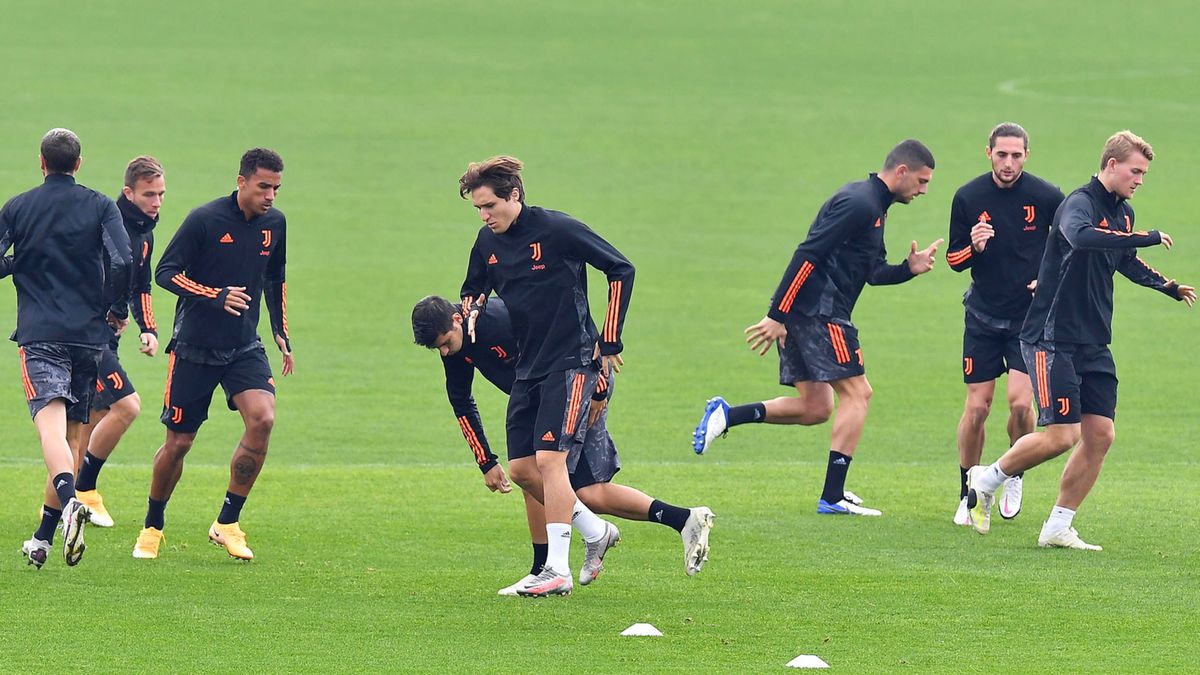 trening piłkarzy Juventusu przed meczem LM