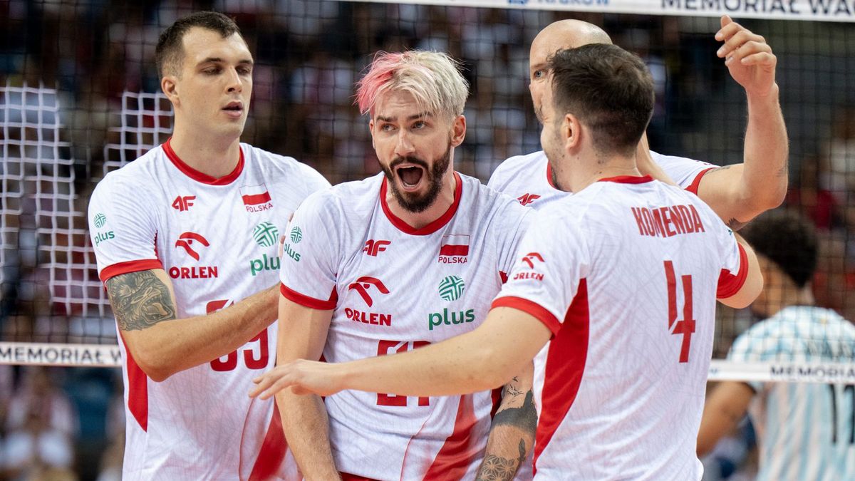 Getty Images / Marcin Golba/NurPhoto via Getty Images / Siatkarze reprezentacji Polski