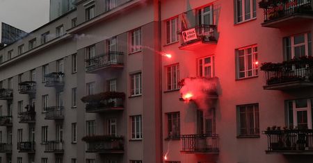 Jej mieszkanie ucierpiało w pożarze na trasie Marszu Niepodległości. Właścicielka przerywa milczenie