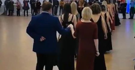 Uczniowie śmieją się z tych zasad. Tak wyglądają regulaminy studniówek