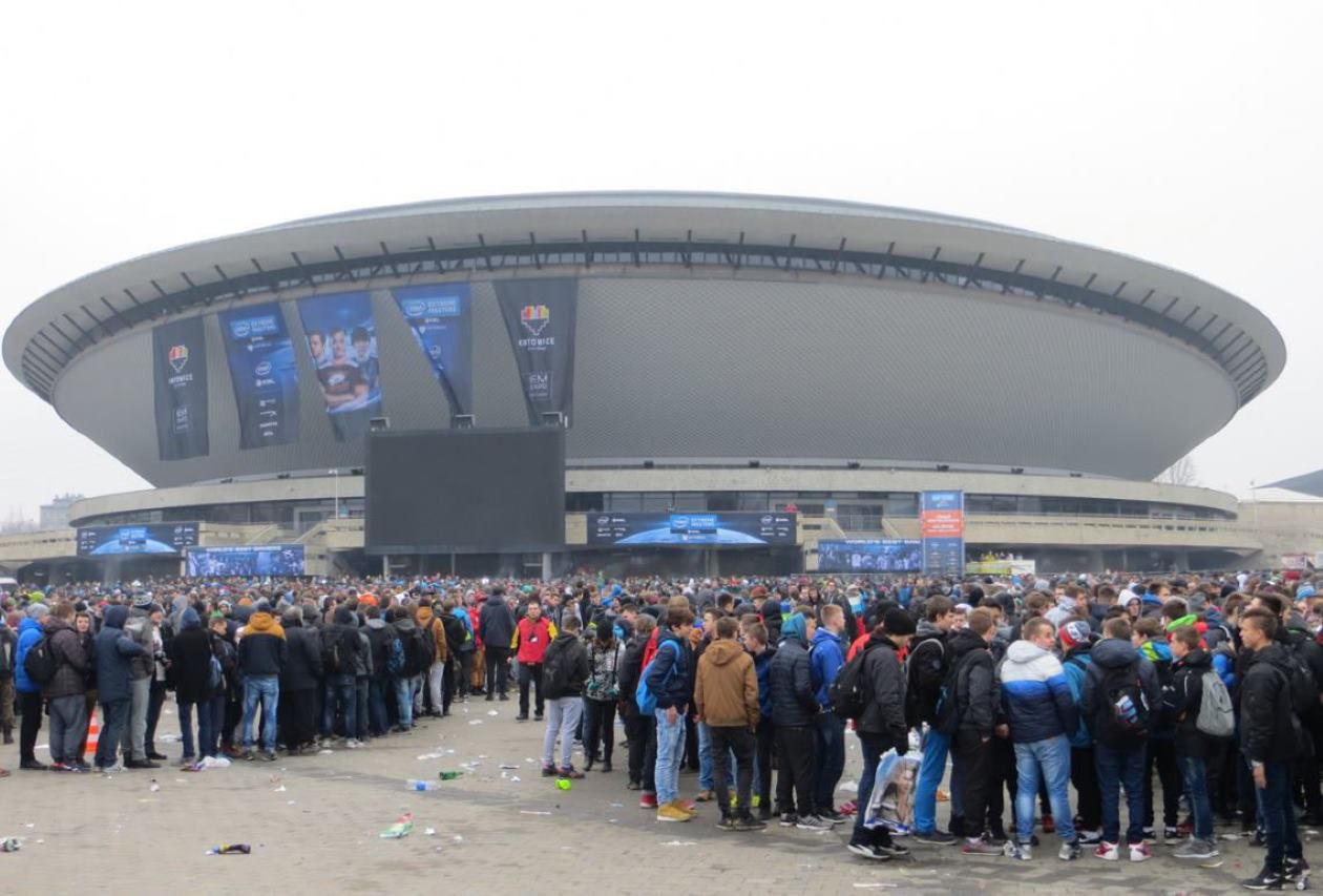 IEM 2016: tysiące osób spragnionych zobaczyć zawody e-sportowe