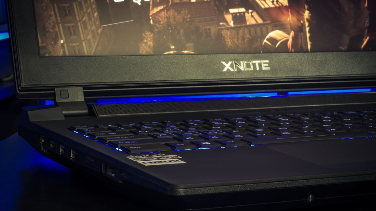 XNOTE P75: desktopowy i7 i GTX 980M w laptopie 1