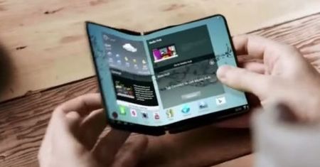 Koniec nudnych smartfonów, Samsung pracuje nad składanym modelem