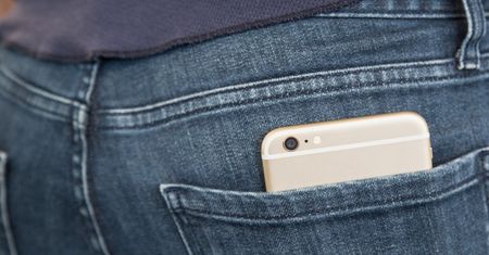Operatorzy wychodzą naprzeciw klientom – powiększą kieszenie kupujących iPhone'a 6 Plus