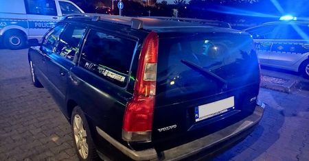 Miał 3 promile alkoholu, spowodował kolizję i uciekł z miejsca zdarzenia