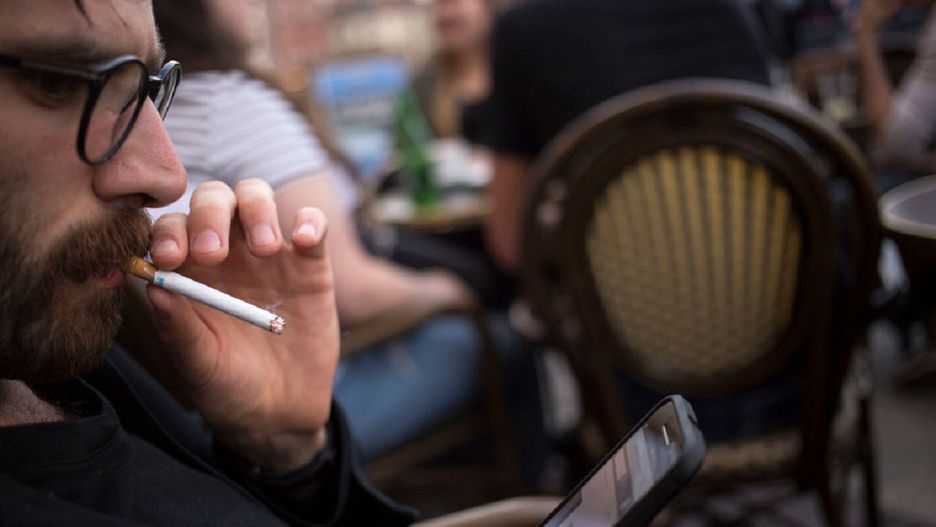 Zakaz palenia papierosów w ogródkach piwnych zostanie wprowadzony w Polsce?