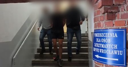 Zaczęli rok szkolny. Wstrząsające sceny. Pięć zatrzymań