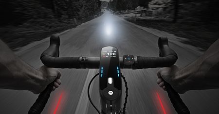 Speednite: inteligentne oświetlenie rowerowe z laserowymi kierunkowskazami
