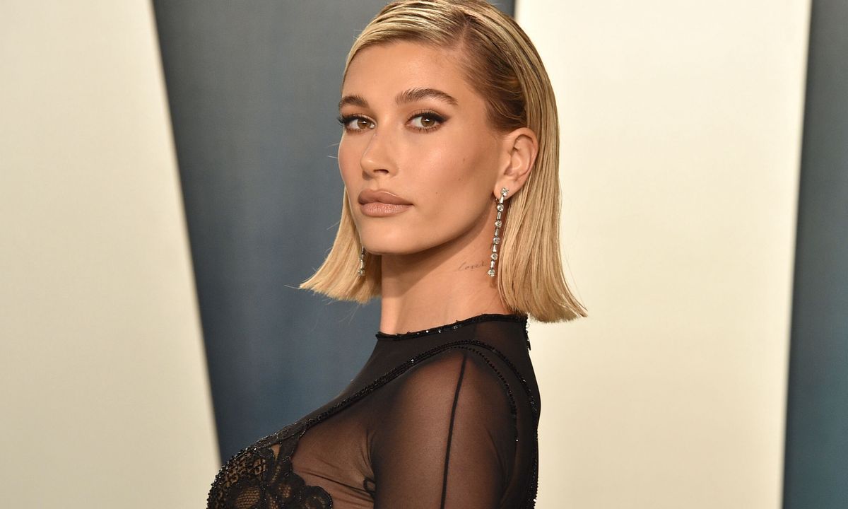 Hailey Bieber chwali się sylwetką.  