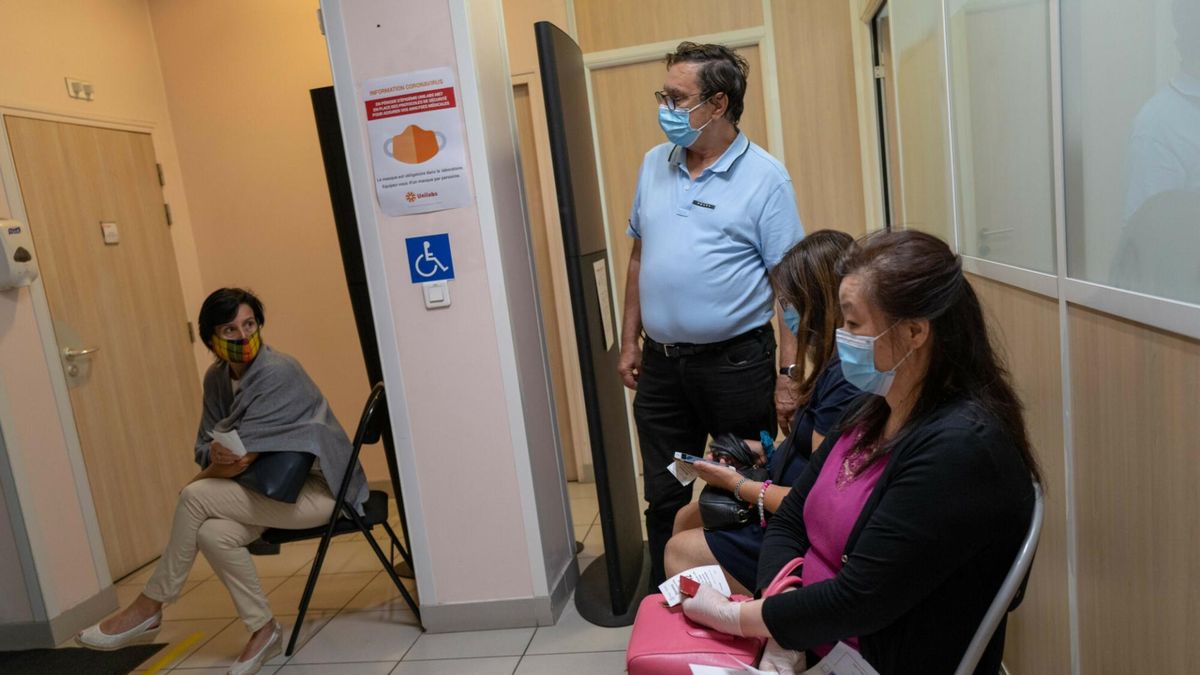 Wirus RSV atakuje nie tylko dzieci. Ekspert ostrzega: każdy wirus, w tym RSV, jest groźny przede wszystkim u osób z dwóch grup