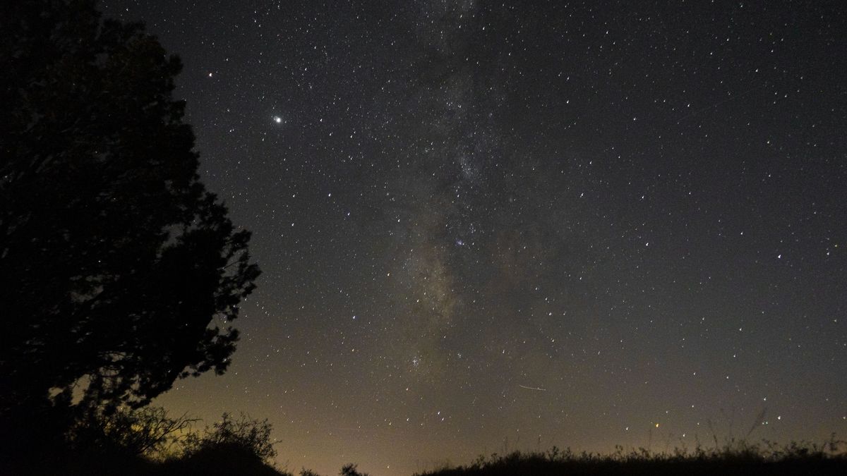 Dziś noc spadających gwiazd. Na niebie pojawią się Orionidy