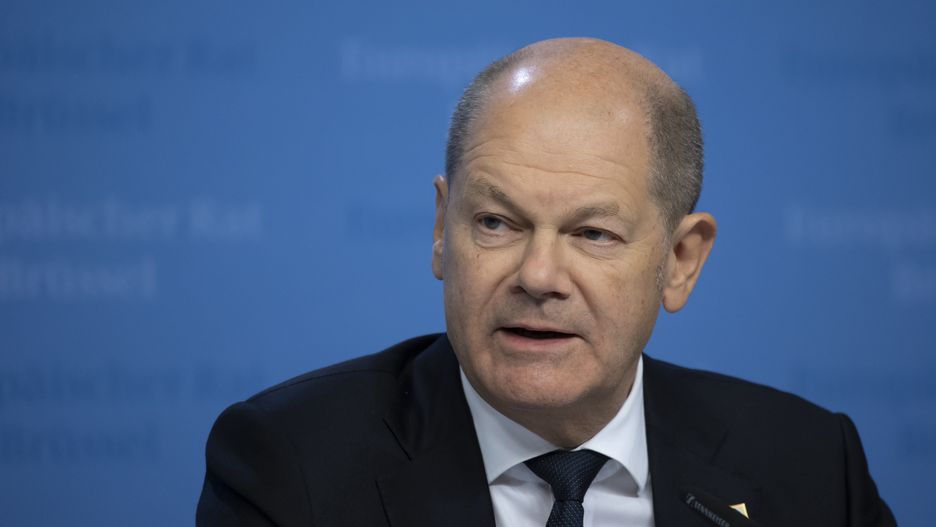 Olaf Scholz the Federal Chancellor of Germany talks to the media at a press conference in Europa Building after the end of the second day of the European Council EUCO meeting at the headquarters of the EU Council. The summit of the EU leaders led to the collective agreement and conclusions about the Ukraine-Russia conflict and the escalating aggression including food security, the critical infrastructure such as the Nord Stream pipelines, about the energy crisis and the economy with measures and proposals for lower energy prices, for a joint gas purchase proposal and about the external relations of the European Union.  Brussels, Belgium on October 21, 2022 (Photo by Nicolas Economou/NurPhoto via Getty Images)