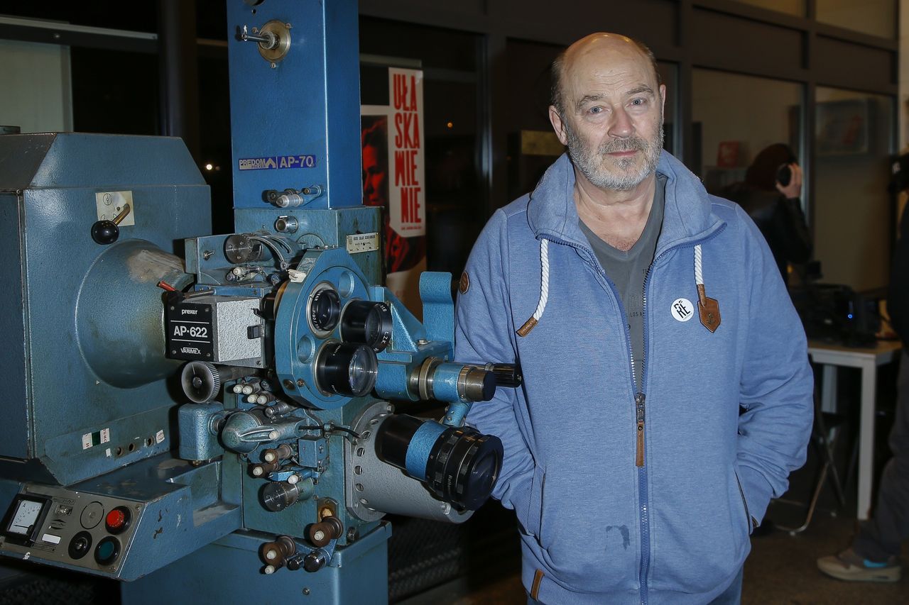 Był mężem Błęckiej-Kolskiej. Jego siostra zmarła na korytarzu wytwórni filmowej