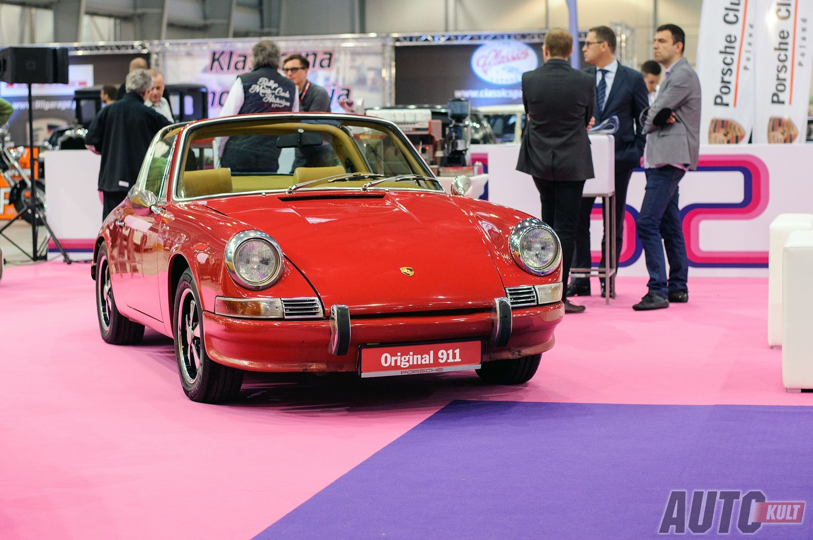 Porsche 911 Targa na targach Auto Nostalgia 2014 - galeria zdjęć 26