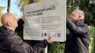 Szczecinek: Tajemnica lotników wyjaśniona. Tablica prostuje historię