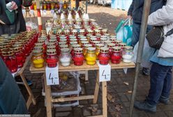 Ceny zniczy poszły w górę. "Ludzie naprawdę nie mają pieniędzy"