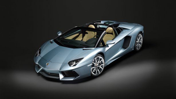 Lamborghini Aventador LP700-4 Roadster - motoryzacyjne soft porno