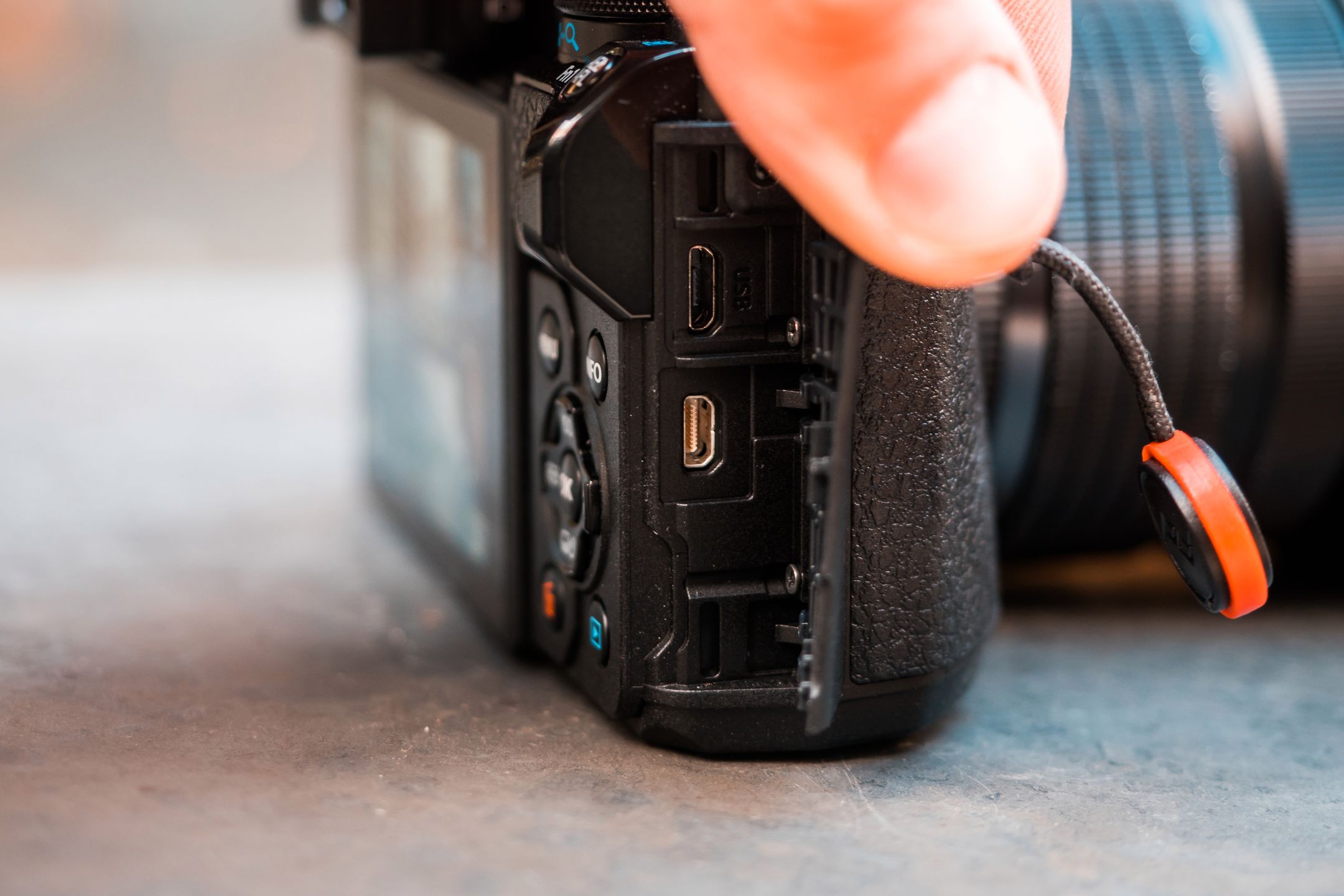 Olympus OM-D E-M10 Mark III - test nowego bezlusterkowca dla amatorów 3