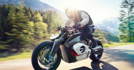 Niemcy i Hindusi razem będą robić motocykle elektryczne. BMW dogadało się z TVS
