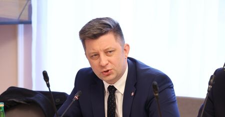 Dworczyk przed komisją ds. wyborów kopertowych. Oglądaj transmisję na żywo
