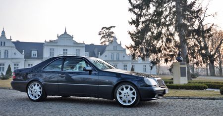 Mercedes-Benz C140