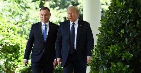 Koronawirus. Donald Trump zakażony. Andrzej Duda zamieścił wpis