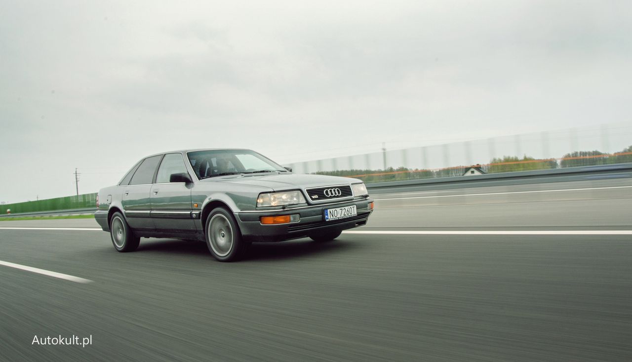 Test: Audi V8 z 1991 r. - idealne do szybkiego transportu. Pokazuje siłę quattro