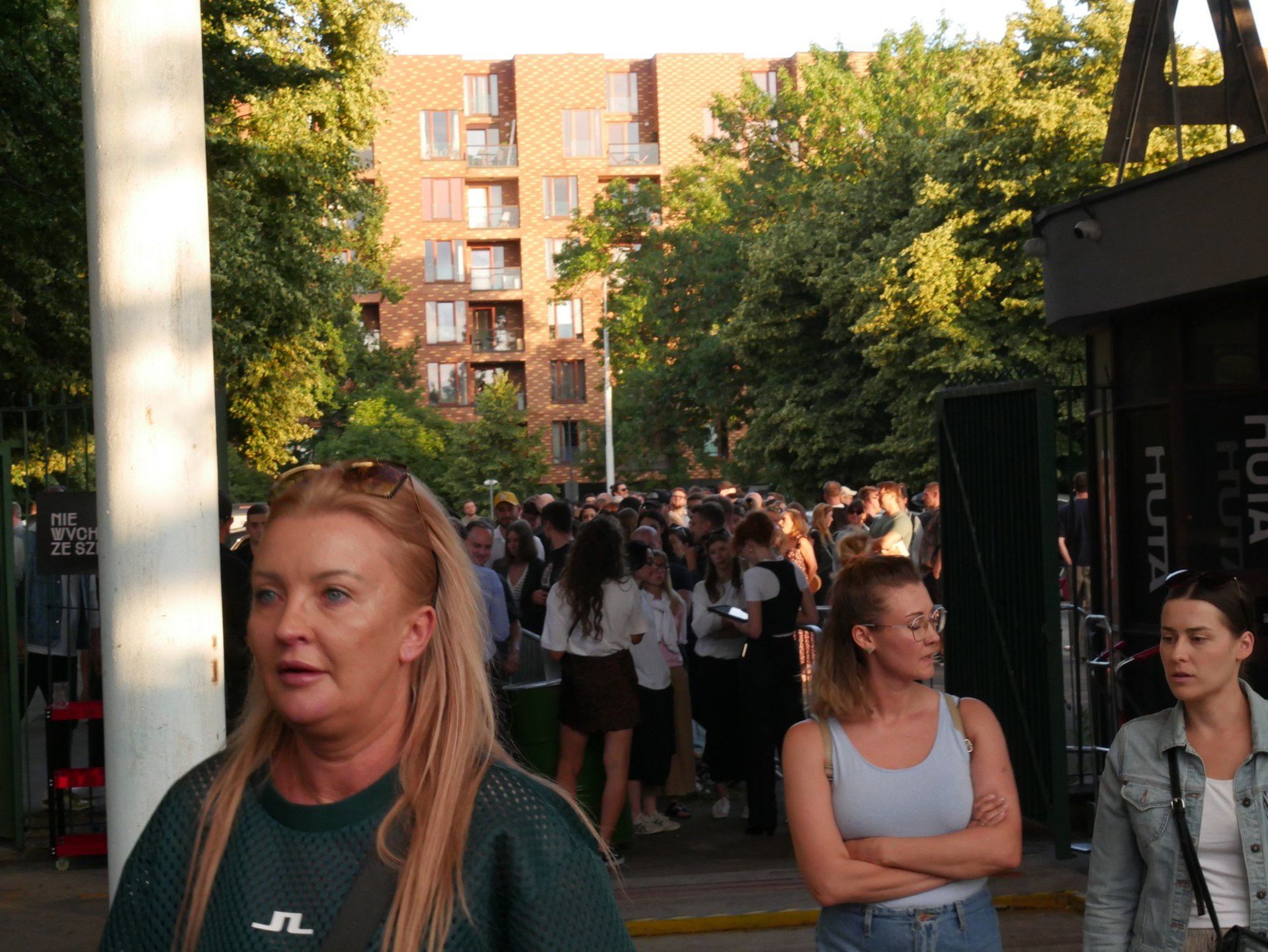 Wielkie otwarcie HUTY już 27 czerwca o 18:00! Nowy food court zachwyca jedzeniem, sztuką i klimatem dawnego Hutmenu