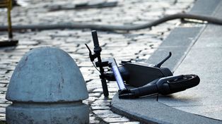 Upadek na hulajnodze elektrycznej, 13-latek trafił do szpitala