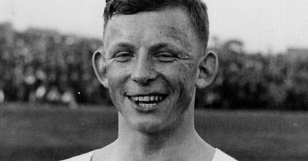 Ponad 90 tys. zł. Powtórny pogrzeb polskiej legendy w Niemczech