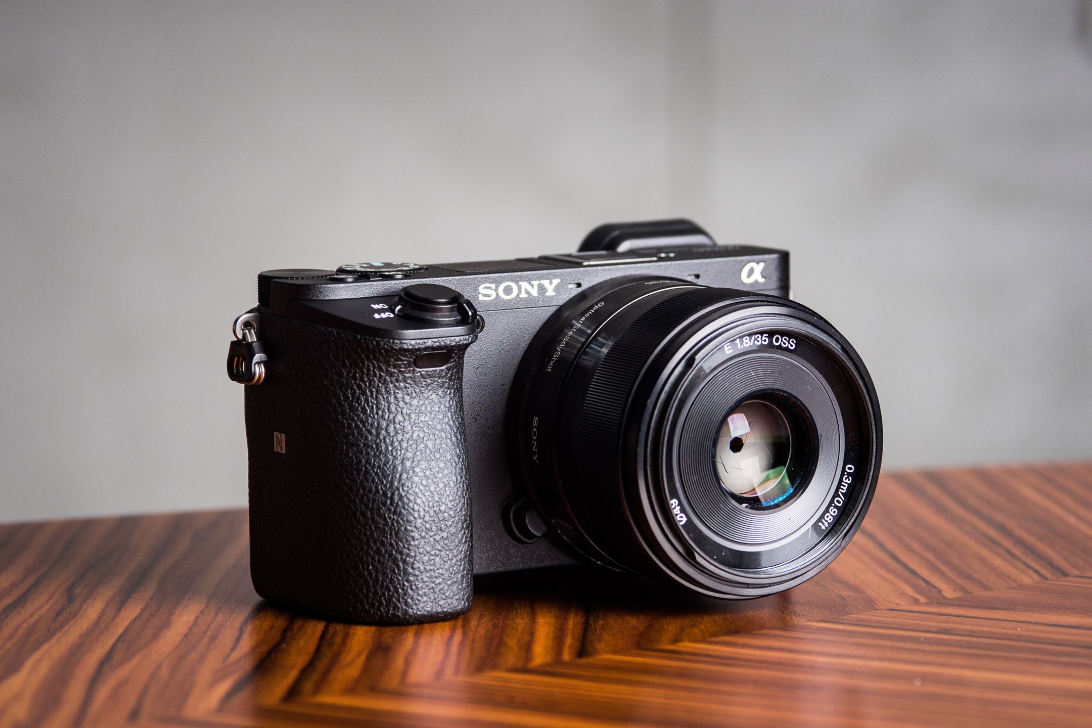 Sony A6500 - topowy bezlusterkowiec pełen sprzeczności [test] 2